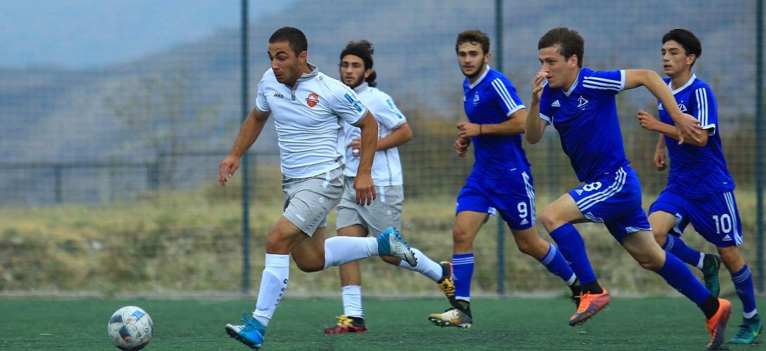 ლოკომოტივის 19 წლამდე გუნდი დინამო თბილისთან დამარცხდა