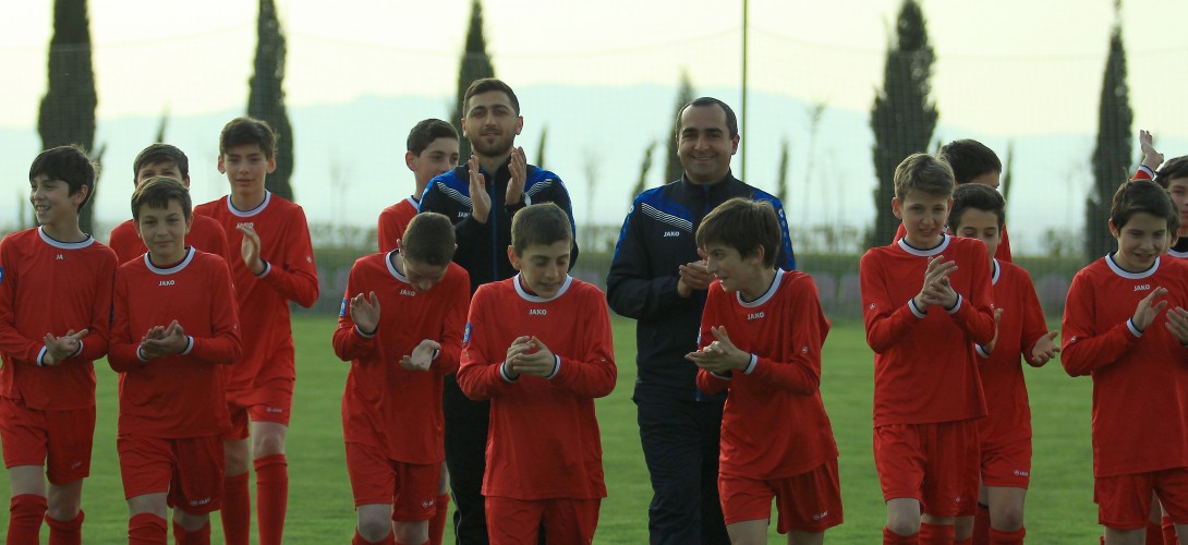 ლოკოს 13 წლამდე გუნდი თენგიზ ბურჯანაძის სახელობის ტურნირის ფინალშია