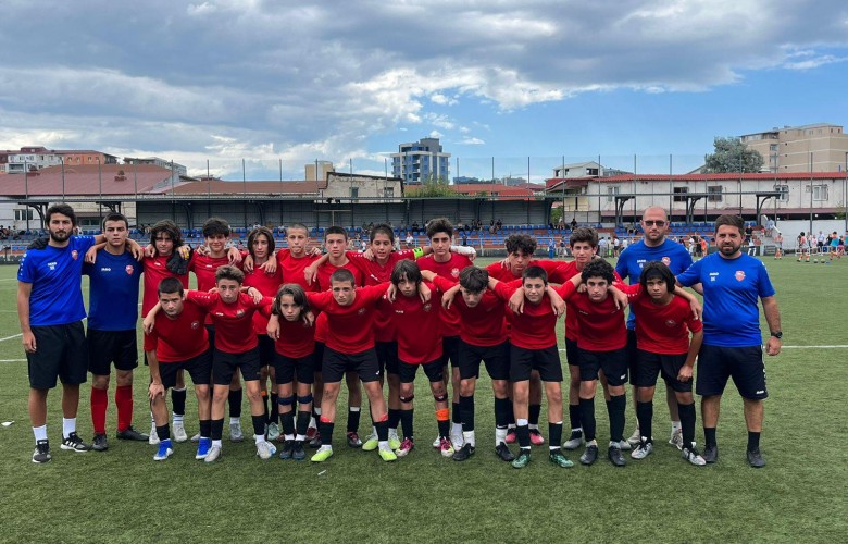 The under-14 team of Loco held two matches at the Ateiti tournament