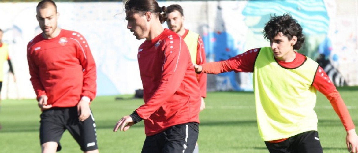 LOCO IS PREPARING FOR AN AWAY MATCH AGAINST ARAGVI