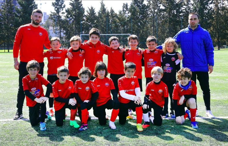 Loco's U-9 team took second place at the Junior Cup